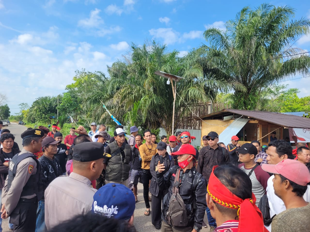 Kapolsek Sabangau Hadiri Mediasi Pemortalan Pembangunan MAN IC