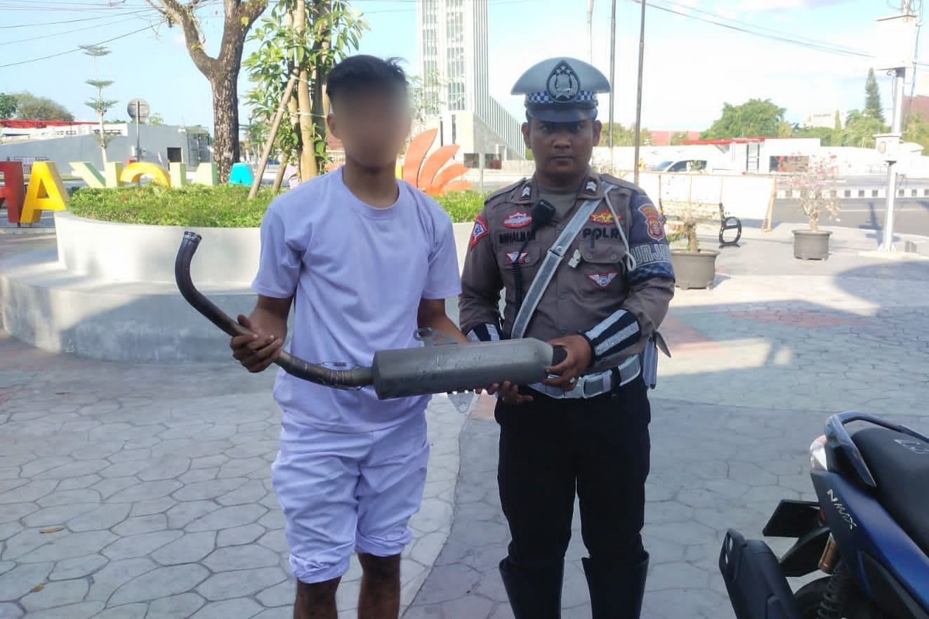 Satlantas Polresta Palangka Raya Jaring dan Tindak Humanis Knalpot Tidak Sesuai Spesifikasi Teknis