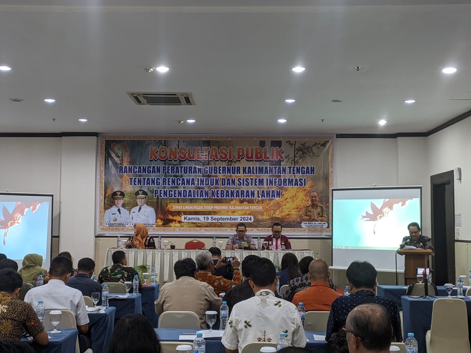 Pemprov Kalteng Matangkan Rancangan Pergub Pengendalian Karhutla Lewat Konsultasi Publik
