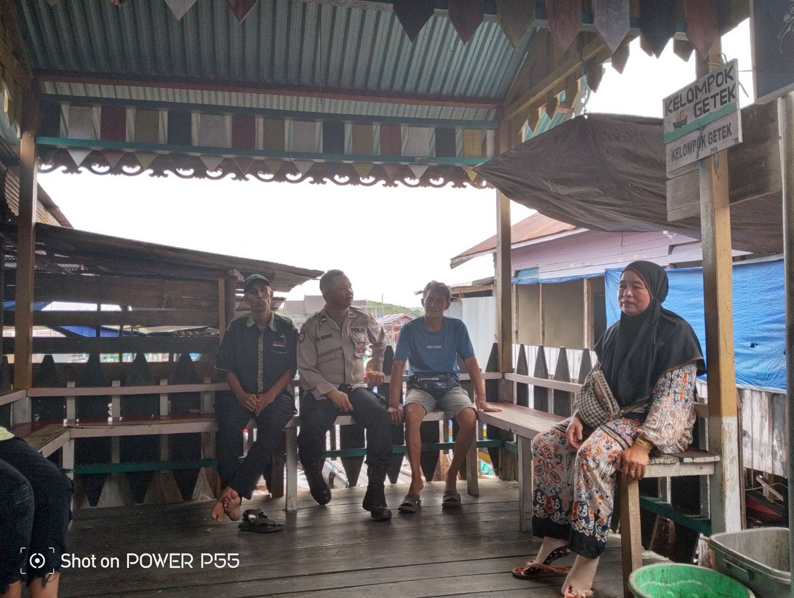 Ketika Liburan Warga, Polsek Sabangau Cek Objek Wisata Air Hitam