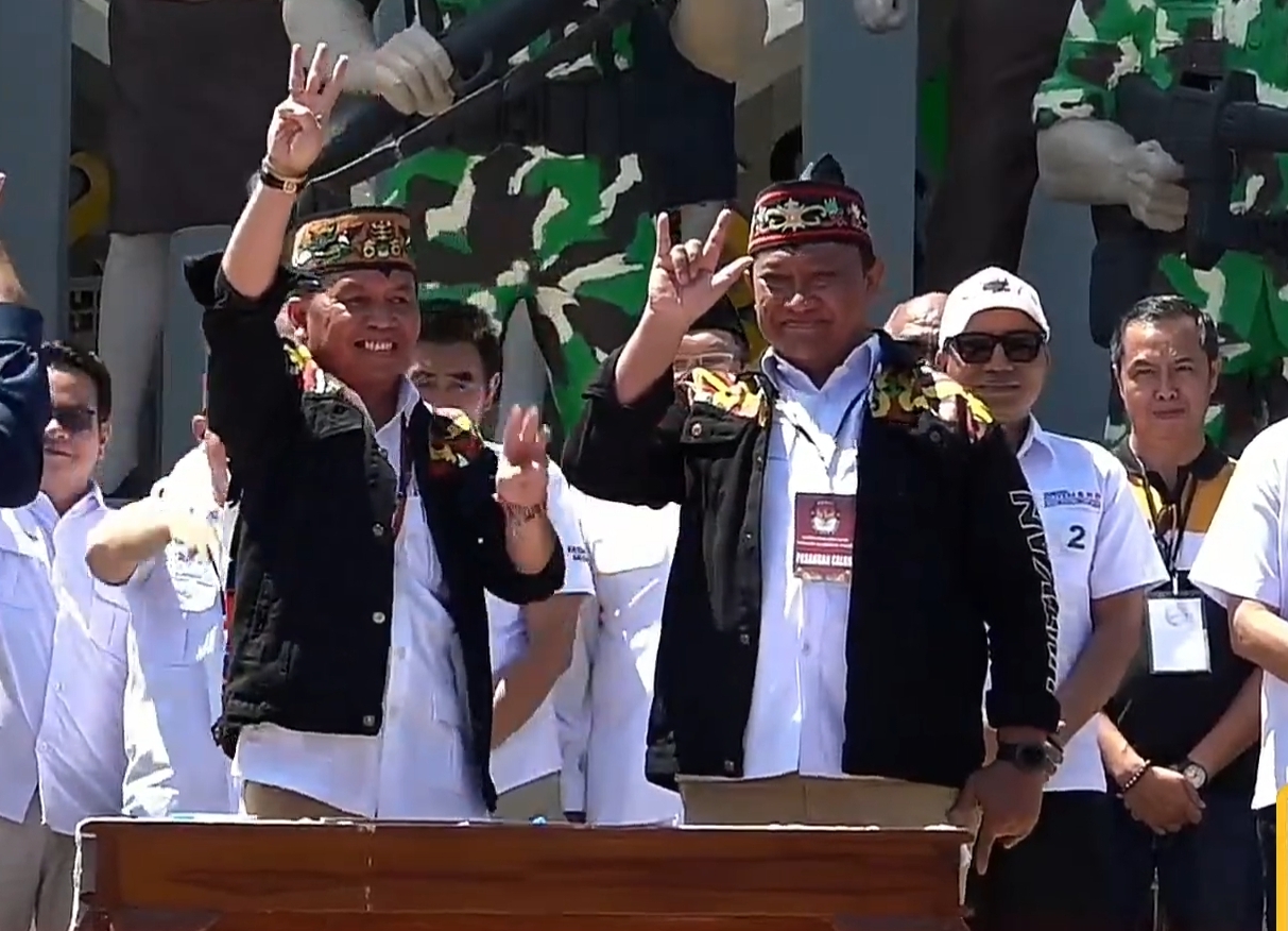 Paslon Agustiar Sabran – Edy Pratowo, Ikuti Deklarasi Kampanye Damai Pilkada Kalteng 2024