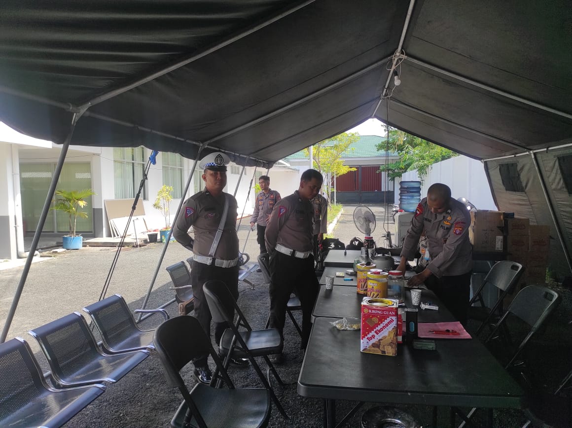 Jamin Kamseltibcarlantas dan Kamtibmas Ditlantas Polda Kalteng Gelar Patroli di Kantor Bawaslu dan KPU Provinsi