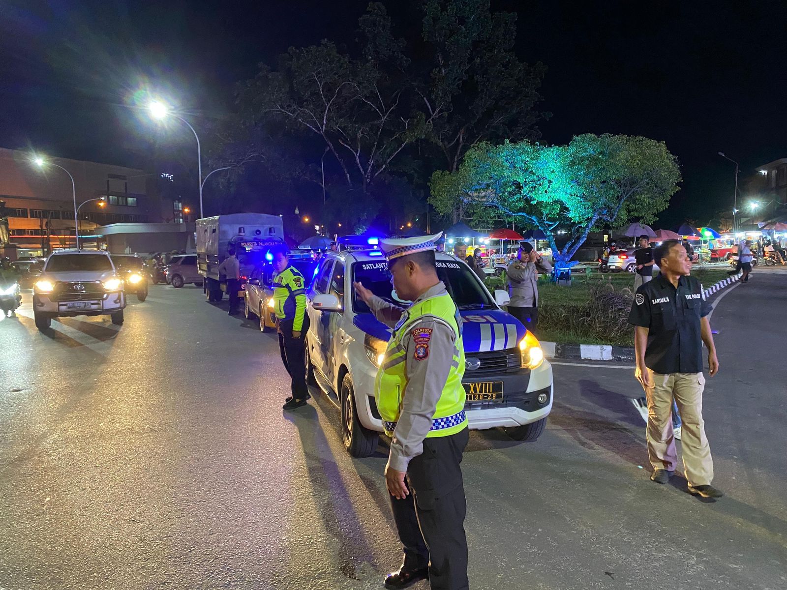 Ketika KRYD, Polresta Palangka Raya Pantau Kamtibmas di Bundaran Besar 