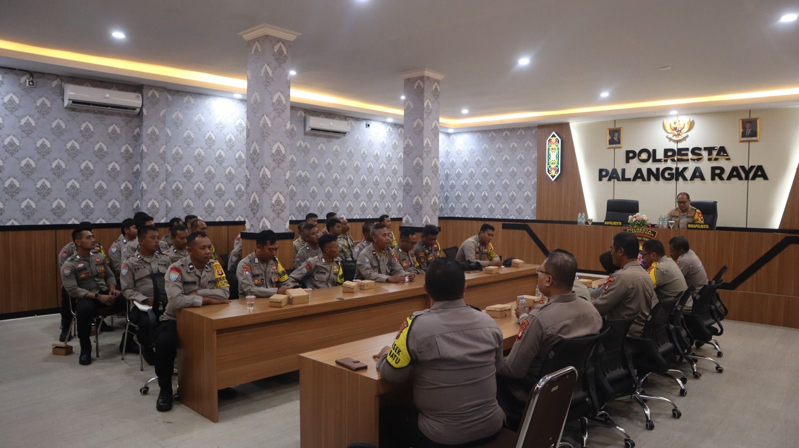 Didepan Bhabinkamtibmas, Wakapolresta Palangka Raya Harap Pelaksanaan Makan Gizi Gratis di Monitor