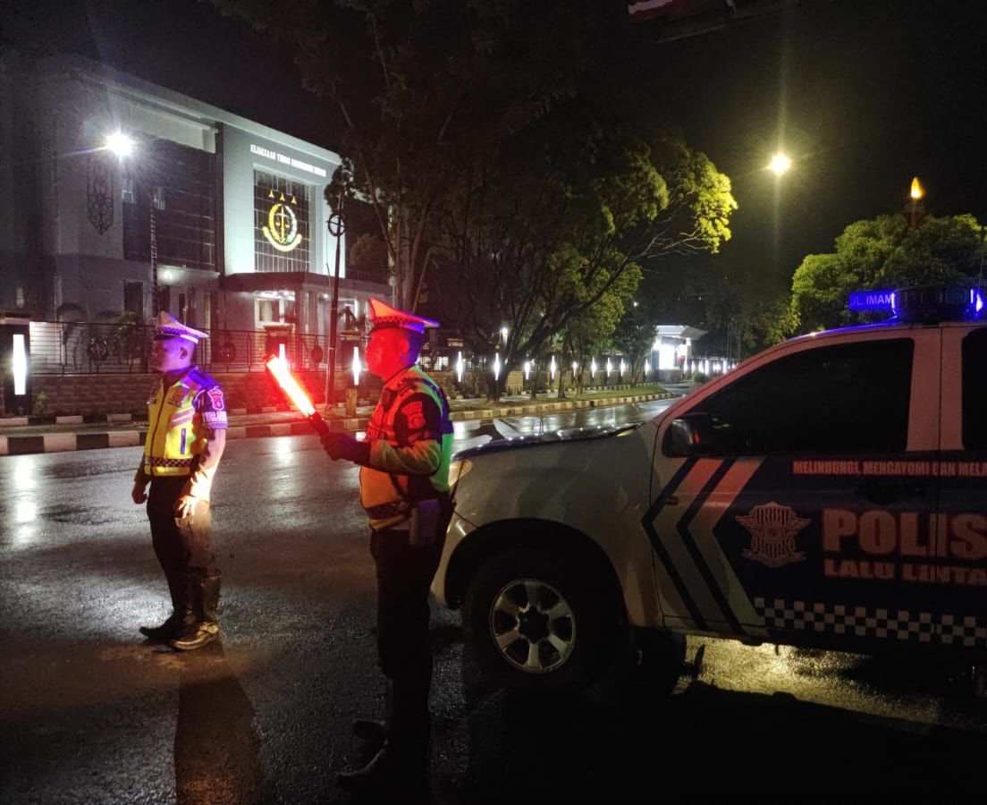 Minimalisir Kejahatan Jalanan, Satlantas Polresta Palangka Raya Pantau Arus Lalin Di Jalan Raya