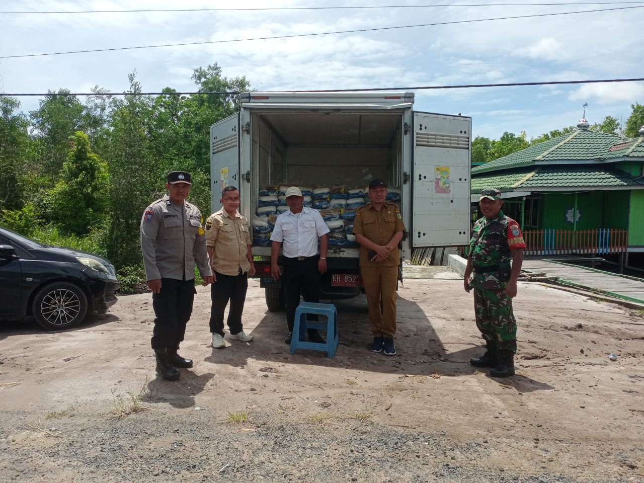 Gerakan Pangan Murah di Kelurahan Kameloh Baru, Dikawal Polsek Sabangau