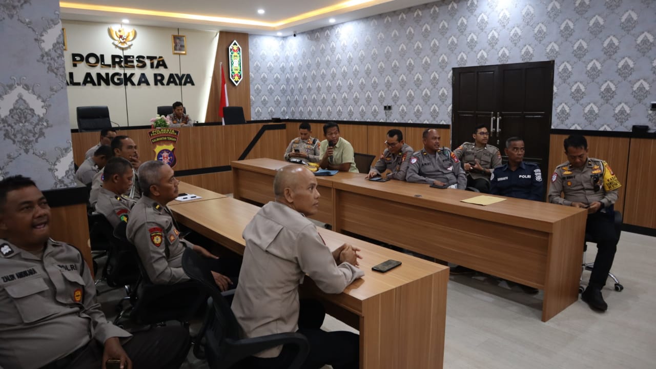 Polresta Palangka Raya Gelar Latpraops Awali Operasi Ketupat Telabang Tahun 2025