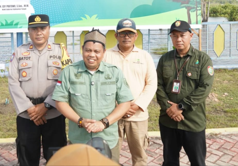 Gubernur Agustiar Sabran Tanam Pohon di Danau Asam, Kadishut Kalteng Tegaskan Komitmen Penghijauan
