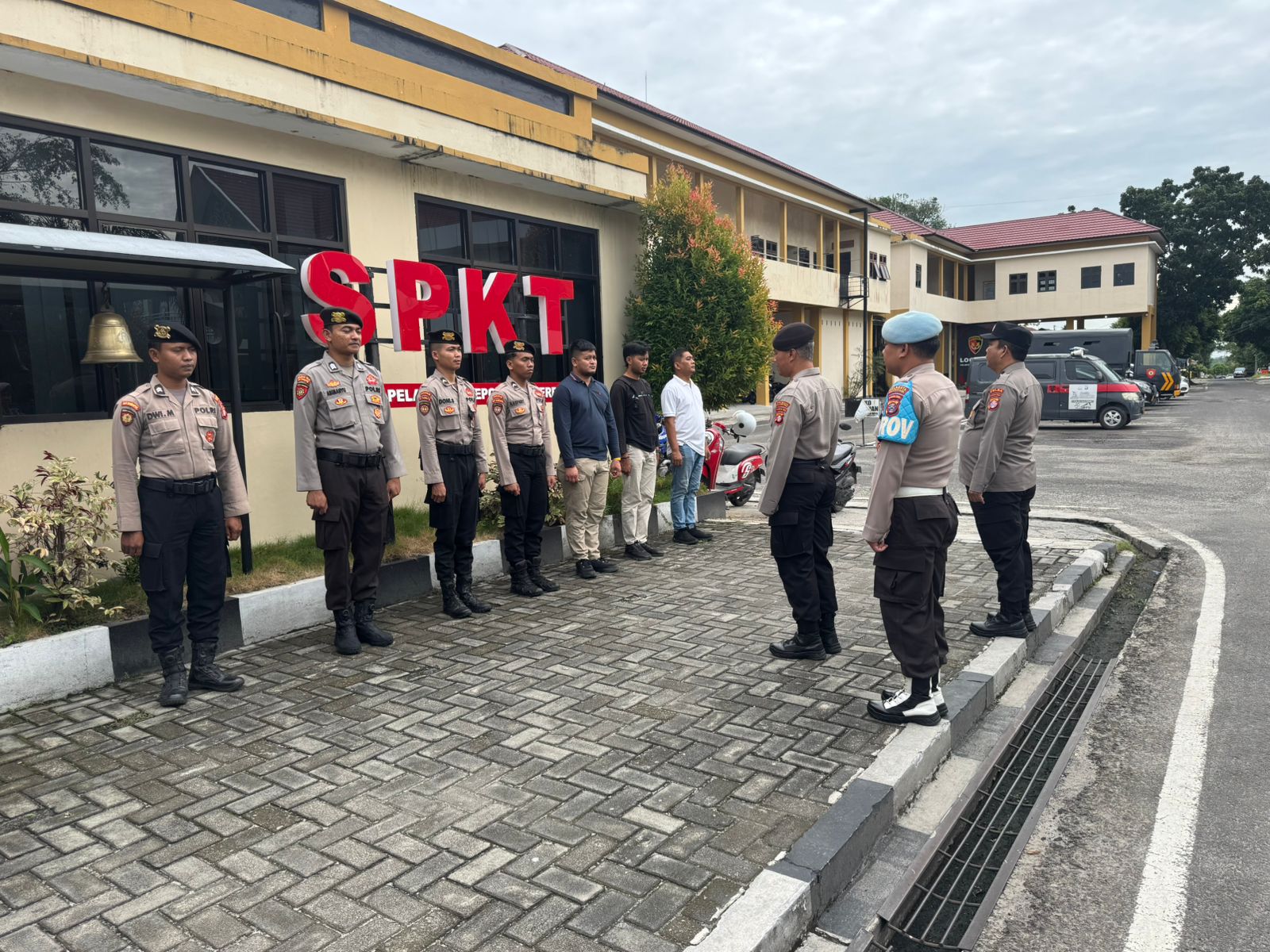 Kasatpamobvit Polresta Palangka Raya Pimpin Serah Terima Piket Harian