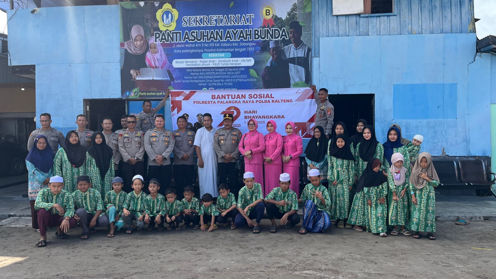 Momen Hari Bhayangkara ke-79, Polresta Palangka Raya Kunjungi Panti Asuhan Ayah Bunda dan Salurkan Bansos