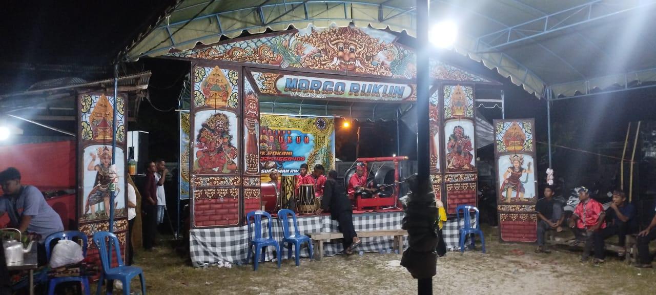 Kehadiran Polisi di Acara Seni Budaya Kuda Lumping Tingkatkan Rasa Aman Warga Kalampangan