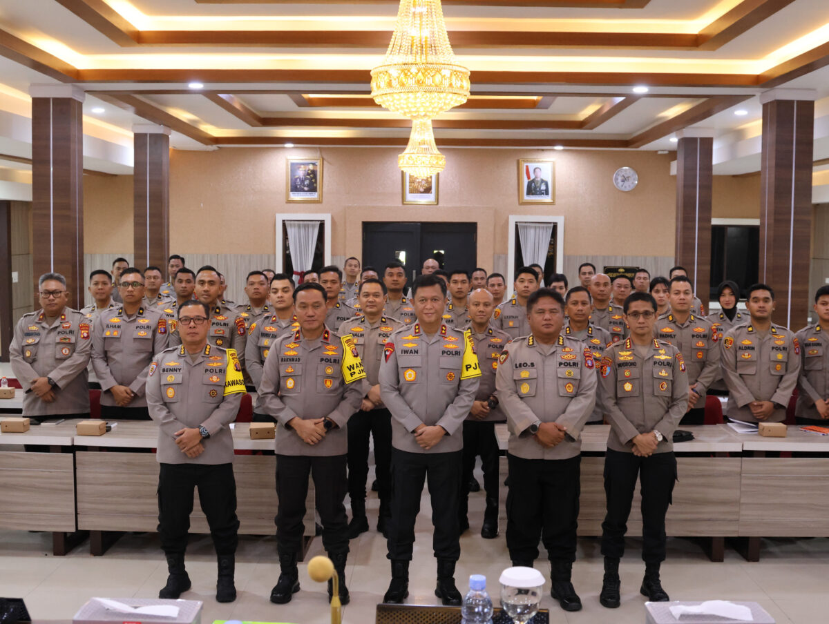 Beri Arahan Perwira di Polda Kalteng, Ini Penekanan Kapolda