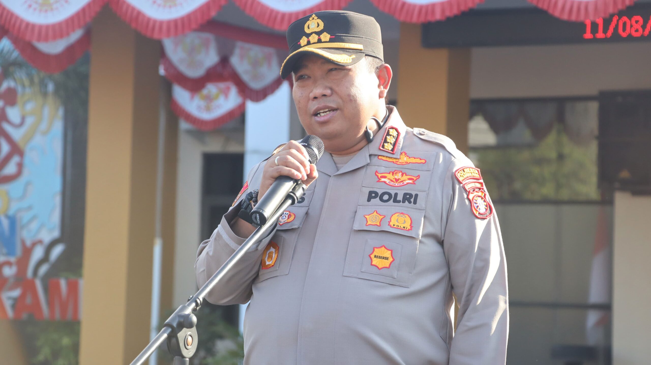 Amanat Apel Pagi, Kapolresta Palangka Raya Ajak Personel Gelorakan Semangat Hari Kemerdekaan