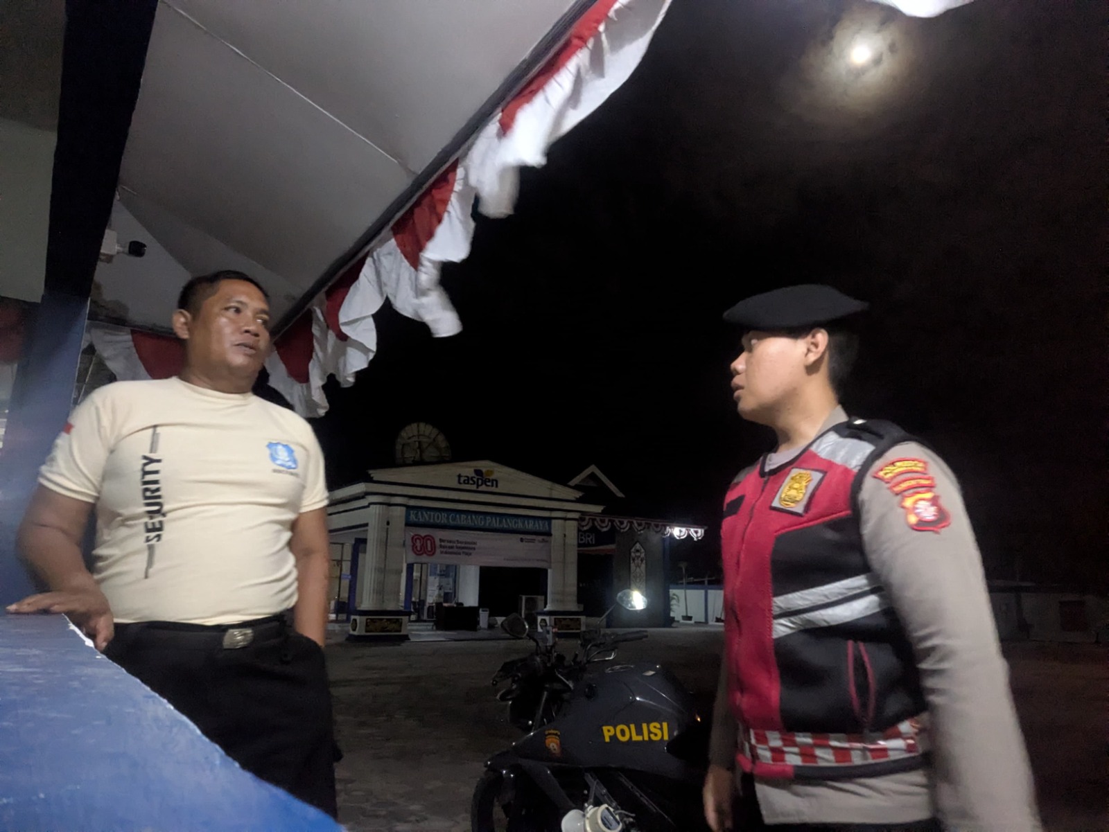 Satsamapta Polresta Palangka Raya Sambangi Kantor PT. Taspen untuk Pantau Keamanan