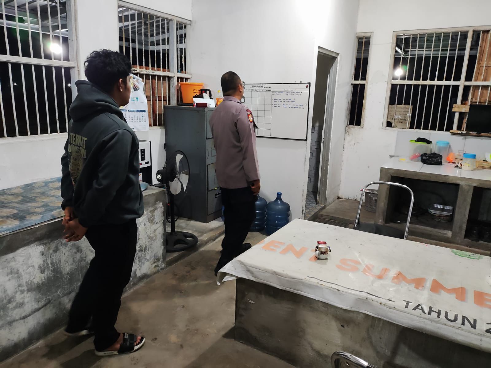 Polsek Sabangau Lakukan Patroli Dialogis di Area Pergudangan Kalampangan