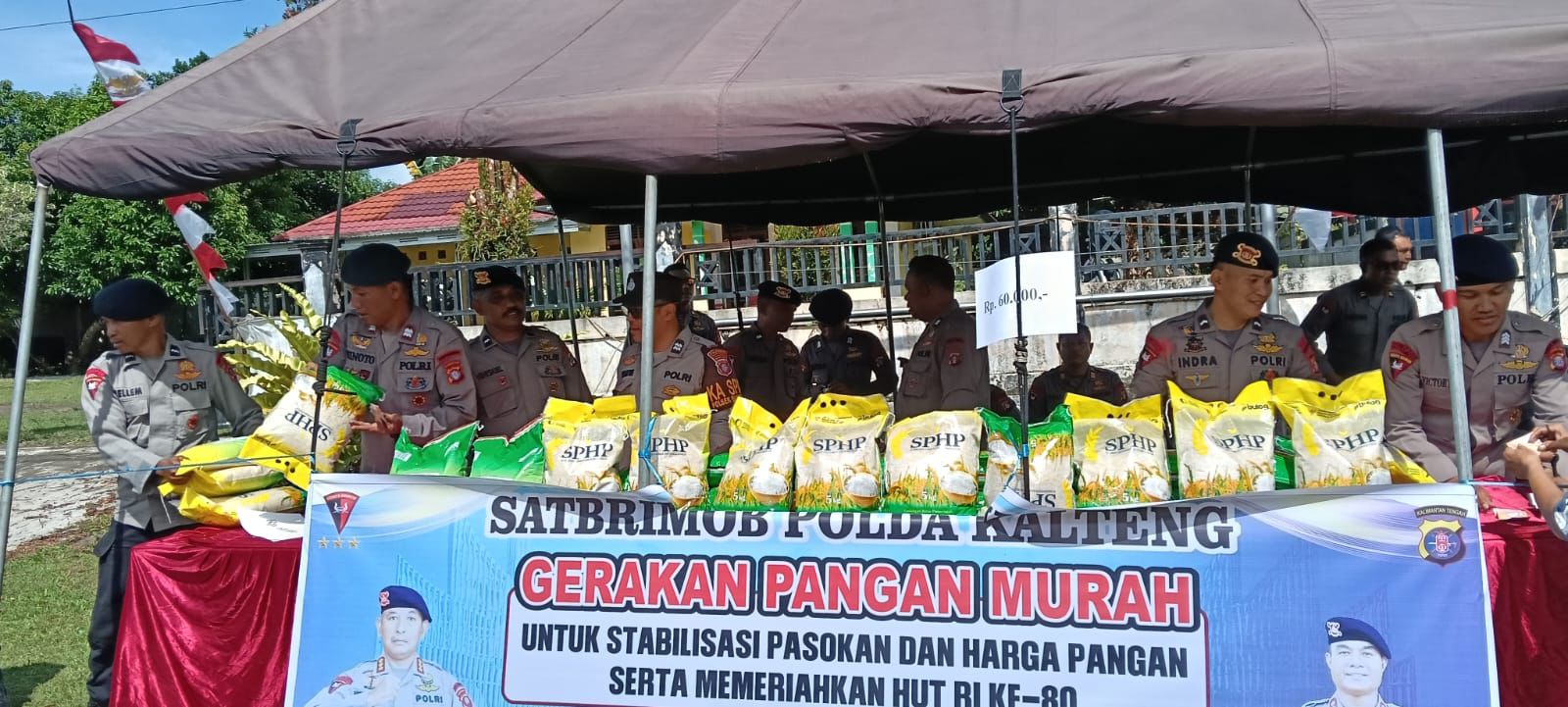 Polsek Bukit Batu Ikuti Amankan Kegiatan Gerakan Pangan Murah di Tangkiling