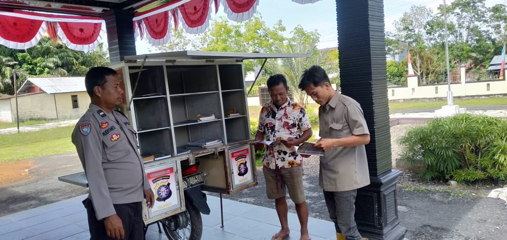 Polsek Rakumpit Gulirkan Program Bajaka Presisi, Tingkatkan Minat Baca Pelajar dan Warga