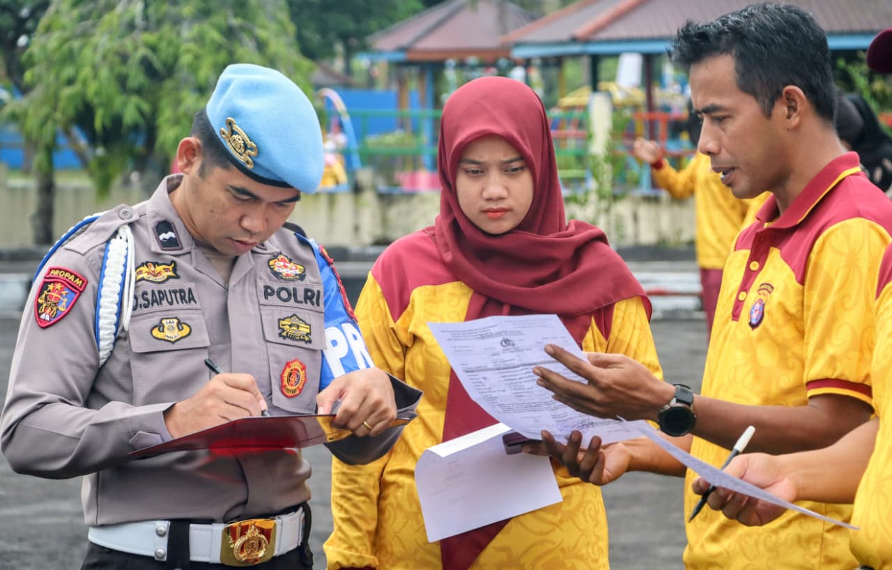 Cegah Pelanggaran Sejak Dini, Sipropam Polresta Palangka Raya Lakukan Waspers Sebelum Apel Pagi