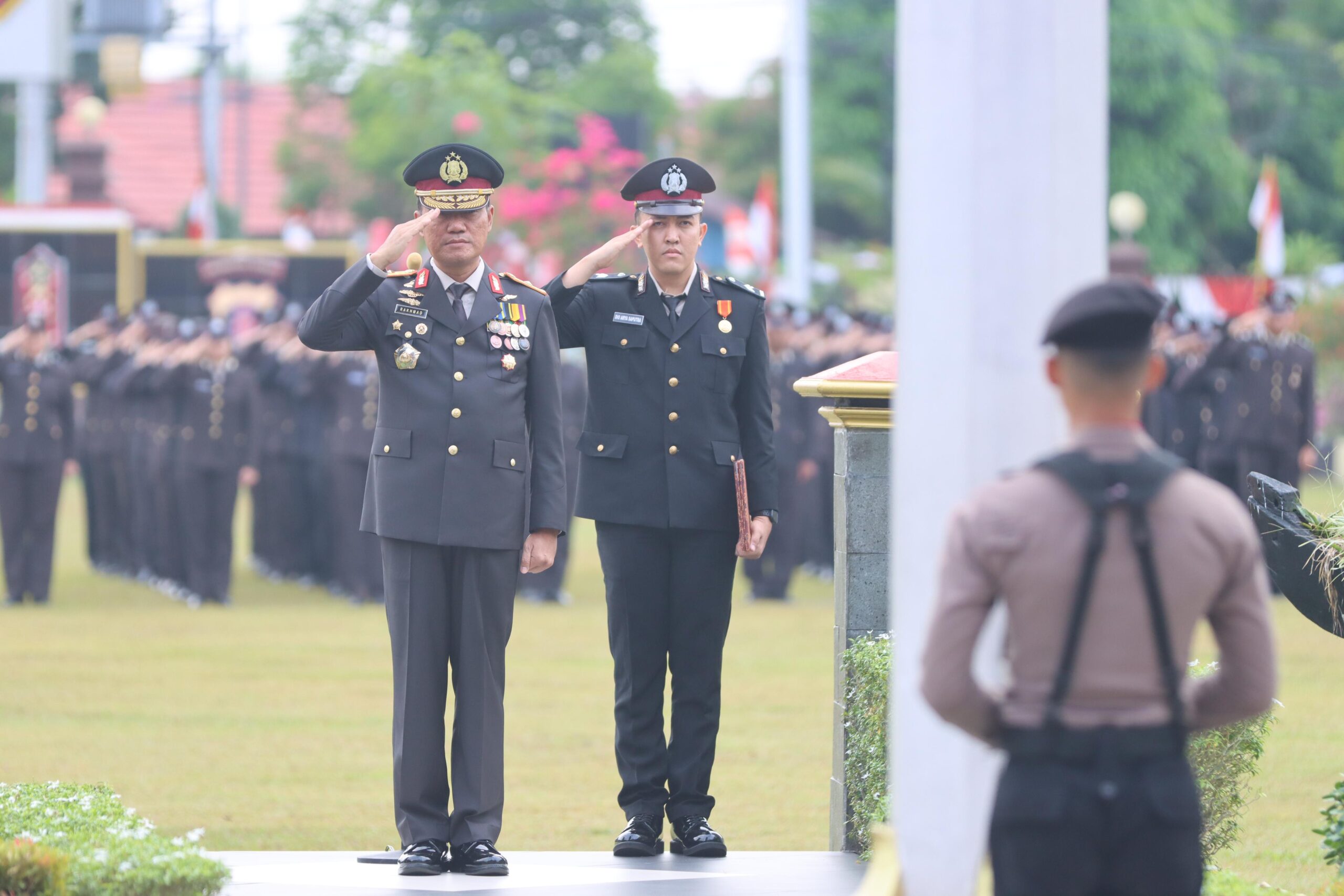 Peringati HUT RI Ke-80, Polda Kalteng Gelar Upacara Bendera di Mapolda