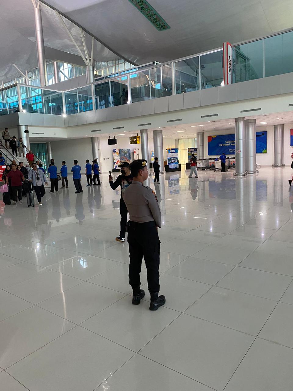 Satpamobvit Polresta Palangka Raya Intensifkan Patroli di Bandara Tjilik Riwut