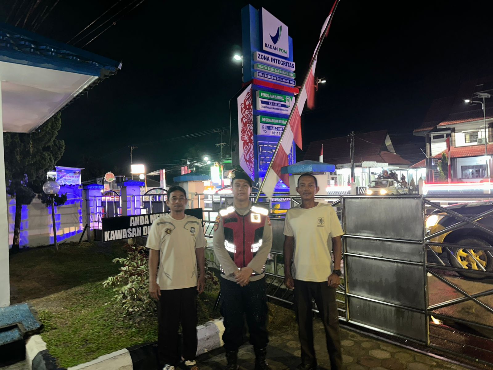 Datangi Pos Jaga BPOM, Satsamapta Polresta Palangka Raya Berikan Pesan Kamtibmas