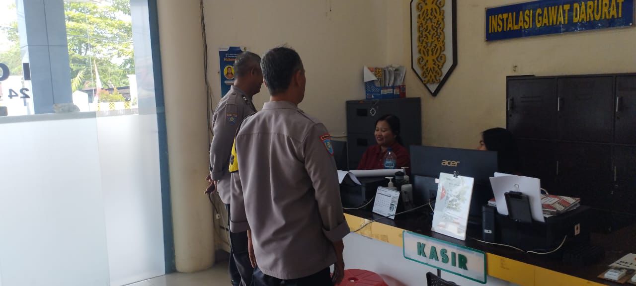Piket SPKT Polsek Sabangau Tindaklanjuti Laporan Kecelakaan Lalu Lintas di Jalan Mahir Mahar
