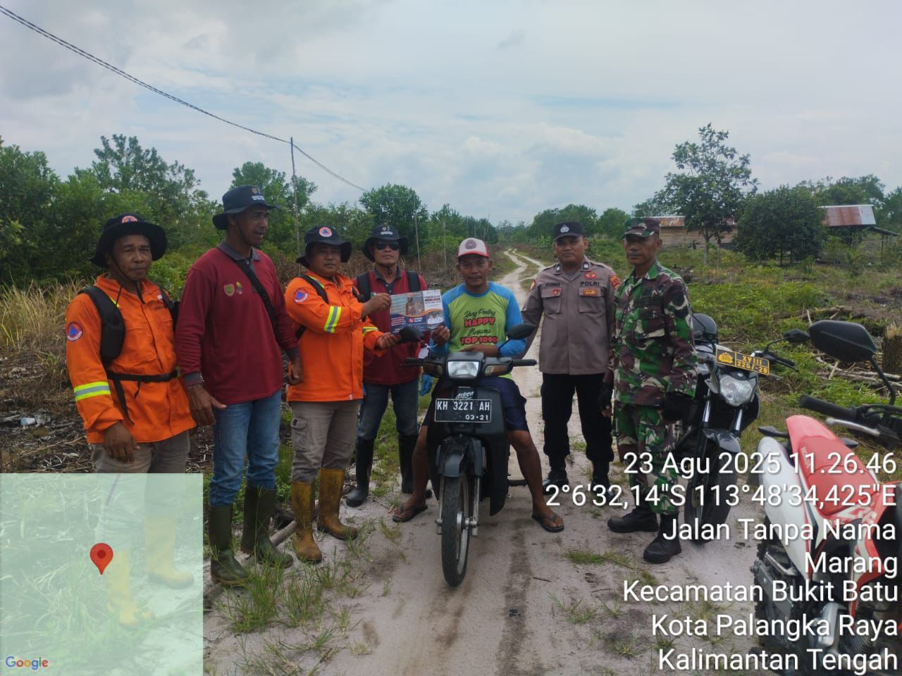 Bhabinkamtibmas Marang Dampingi Satgas Karhutla dan Tegaskan Larangan Membakar Lahan