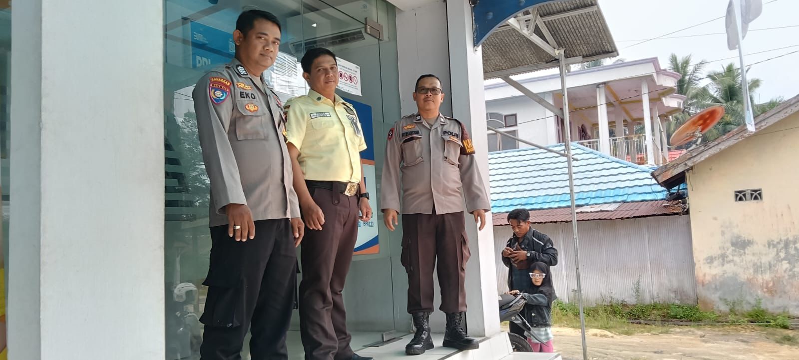 Jaga Objek Perbankan, Polsek Bukit Batu Sambangi Kantor BRI Unit Tangkiling