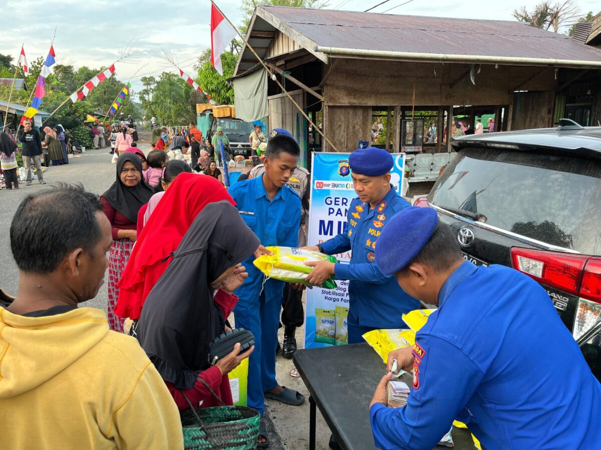 Gerakan Pangan Murah Ditpolairud Polda Kalteng Hadir Bantu Warga