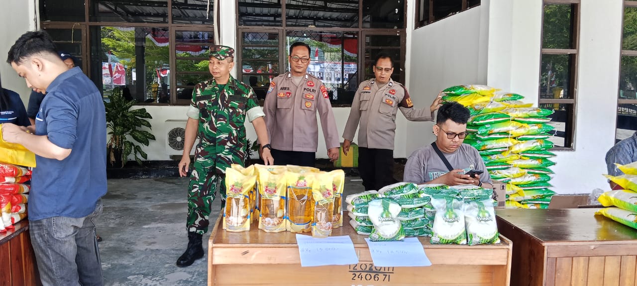 Polsek Bukit Batu Kawal Gerakan Pangan Murah dalam Rangka HUT RI ke-80