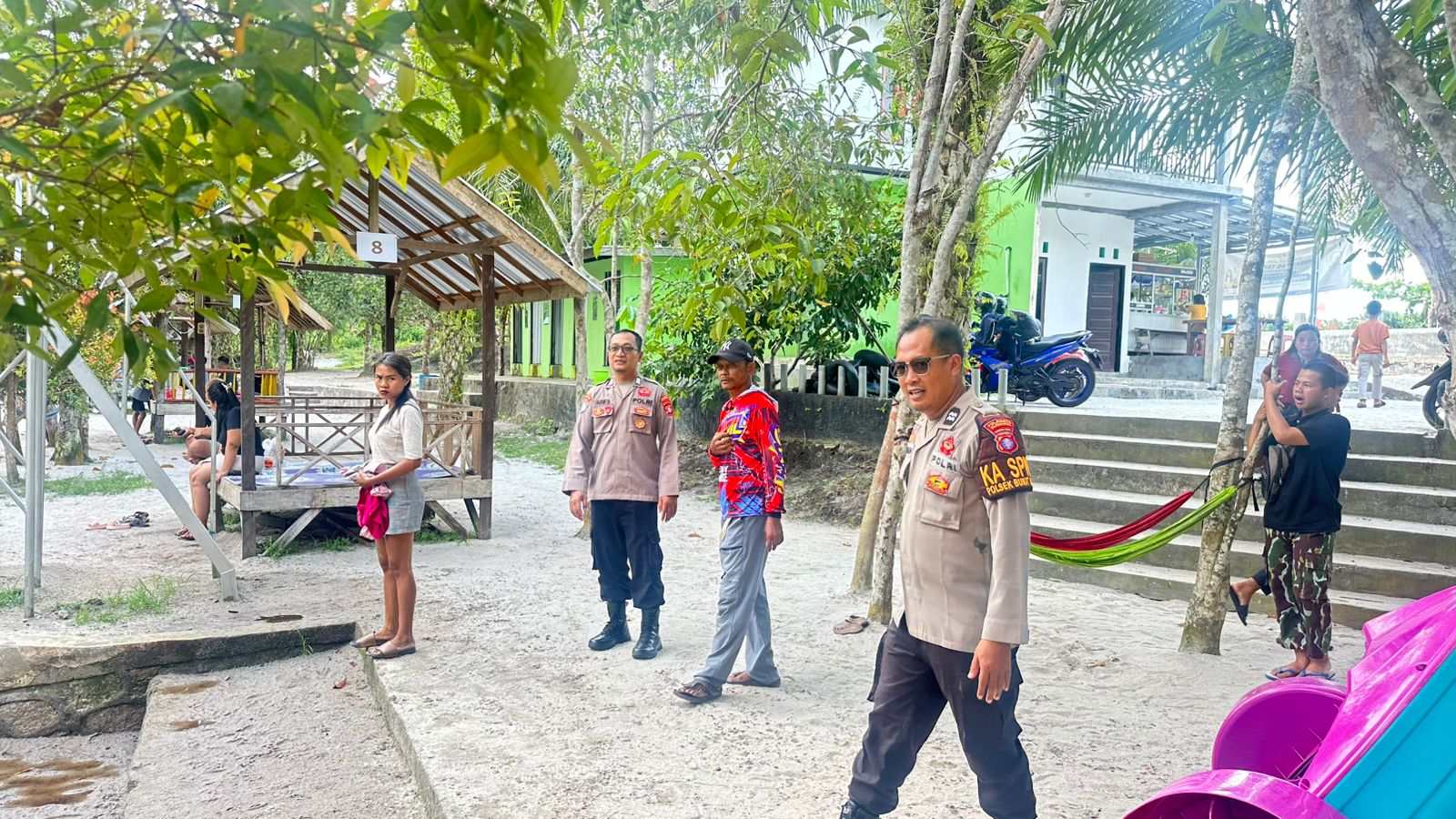 Polsek Bukit Batu Gelar Patroli dan Sambang di Objek Wisata Surung Danum