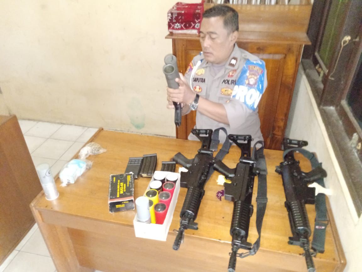 Dukung Pelaksanaan Dinas, SPKT Polsek Sabangau Cek Barang Inventaris