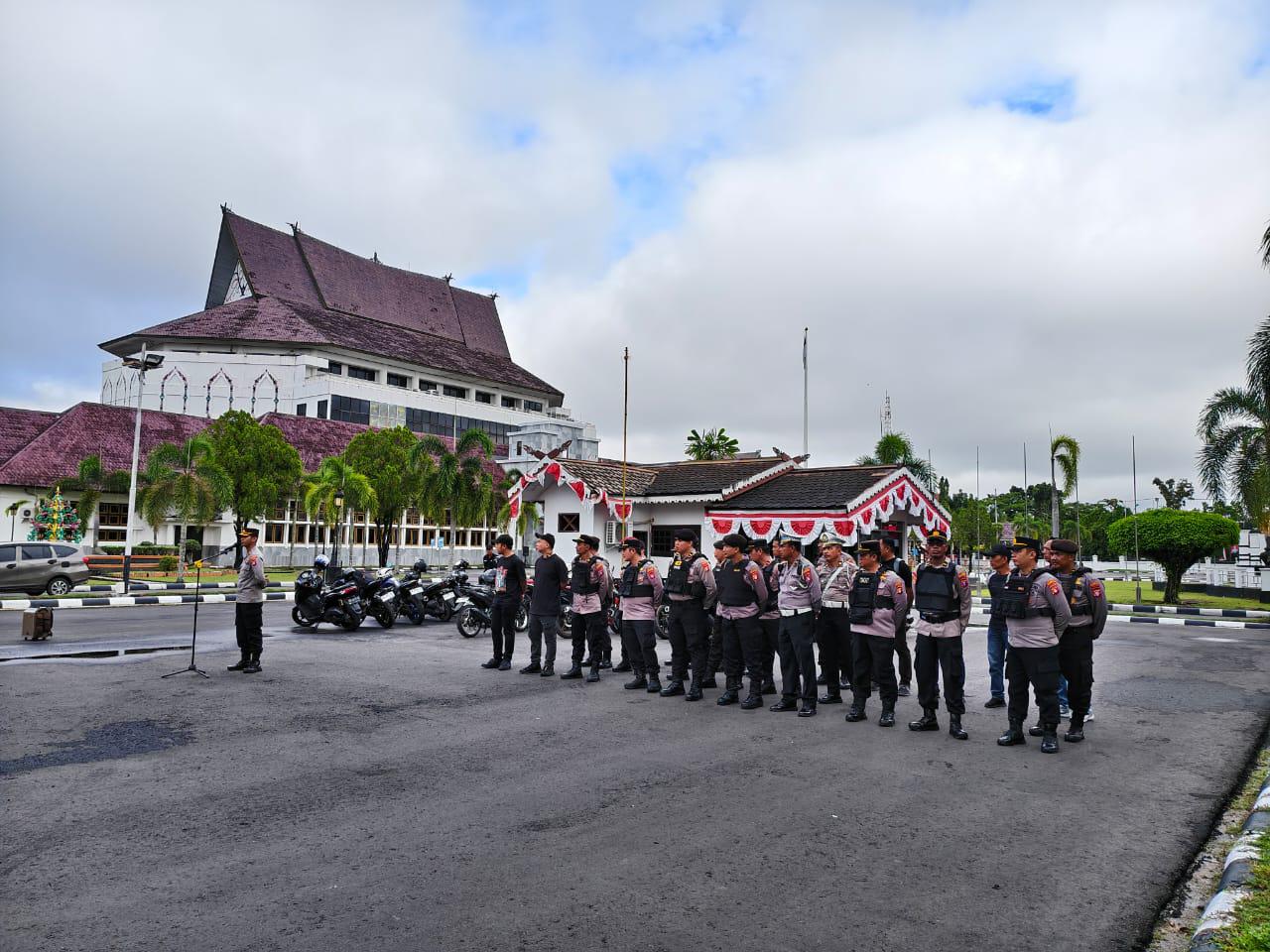 Jelang Pengamanan, Polresta Palangka Raya Gelar Apel Kesiapan di Kantor DPRD