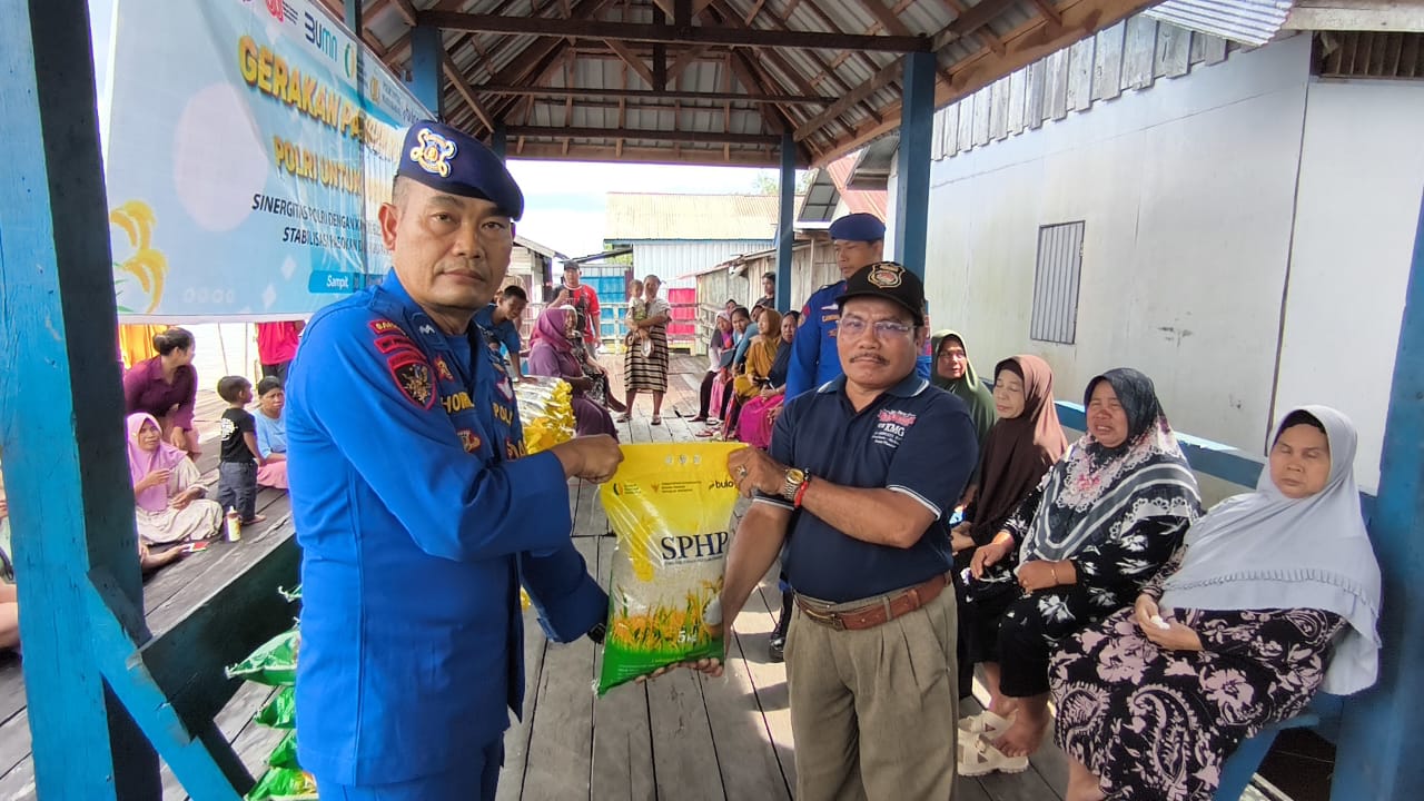 Ditpolairud Polda Kalteng Melaksanakan Giat Pangan Murah Rangka HUT RI KE 80