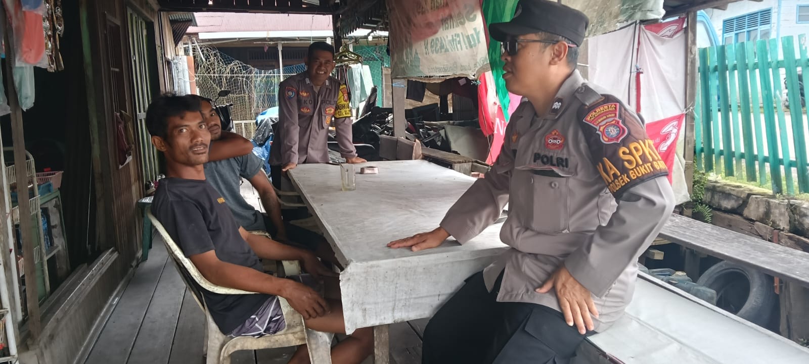 Polsek Bukit Batu Gelar Patroli Sambang di Pelabuhan Tangkiling