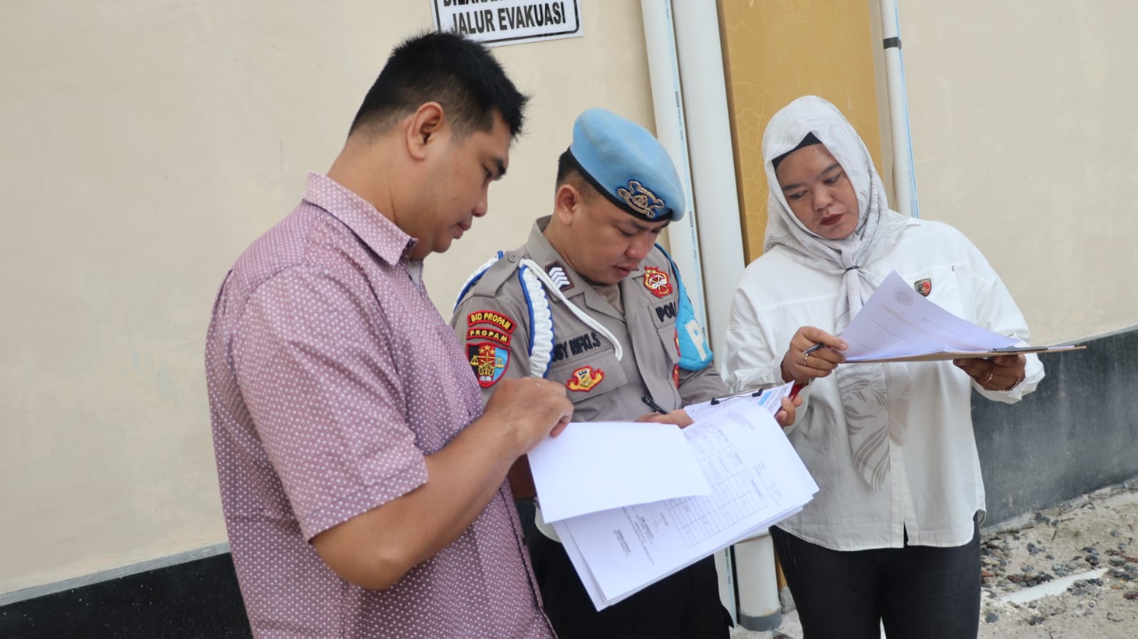 Waspers Apel Satfung, Sipropam Polresta Palangka Raya Cek Absensi dan Kelengkapan Personel