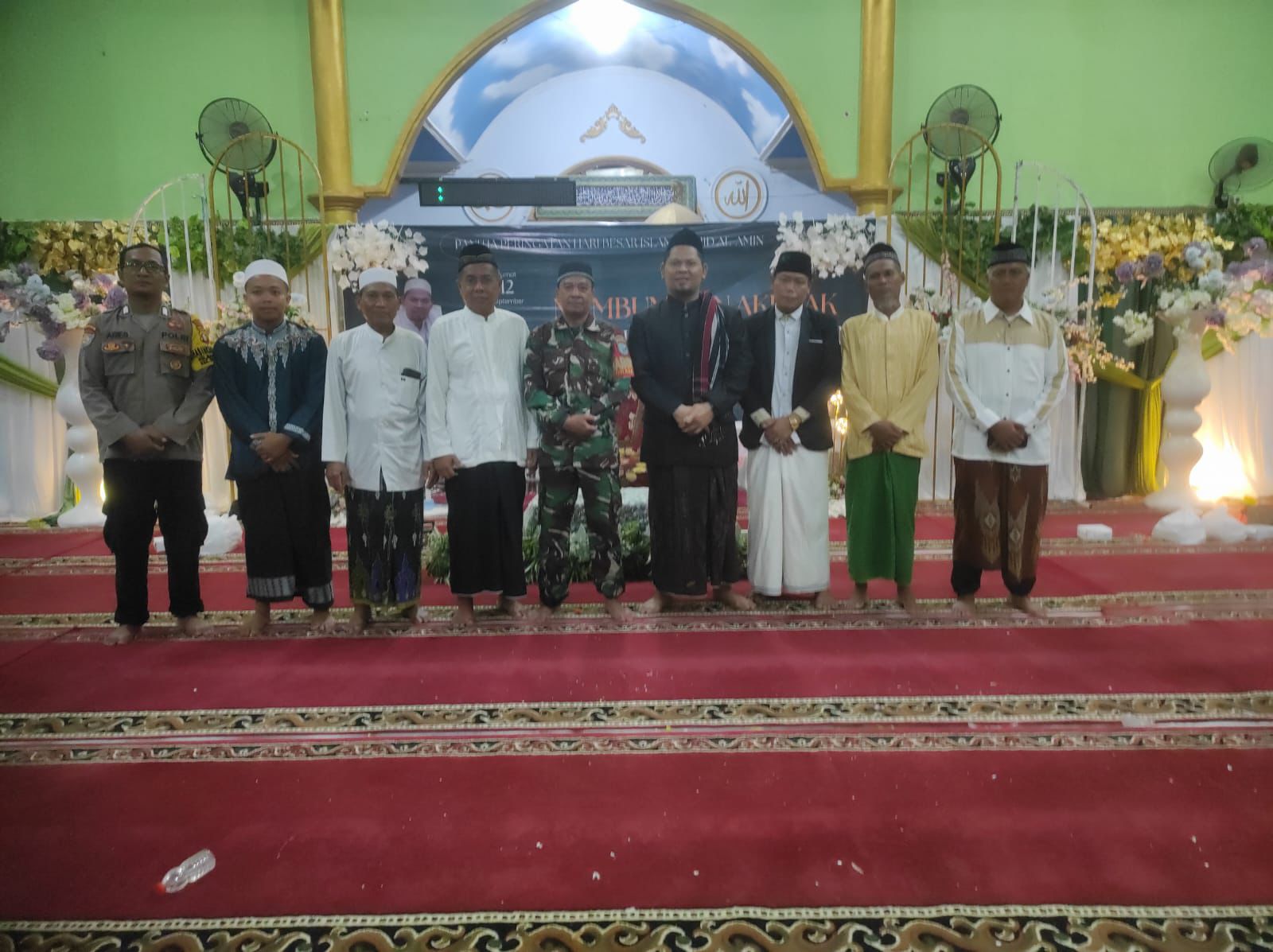 Polsek Bukit Batu Hadiri Peringatan Maulid Nabi Muhammad SAW 1447 H di Masjid Al-Amin Banturung