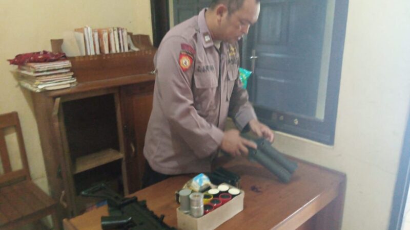 Pastikan Kesiapan, SPKT Polsek Sabangau Laksanakan Pengecekan Inventaris Dinas