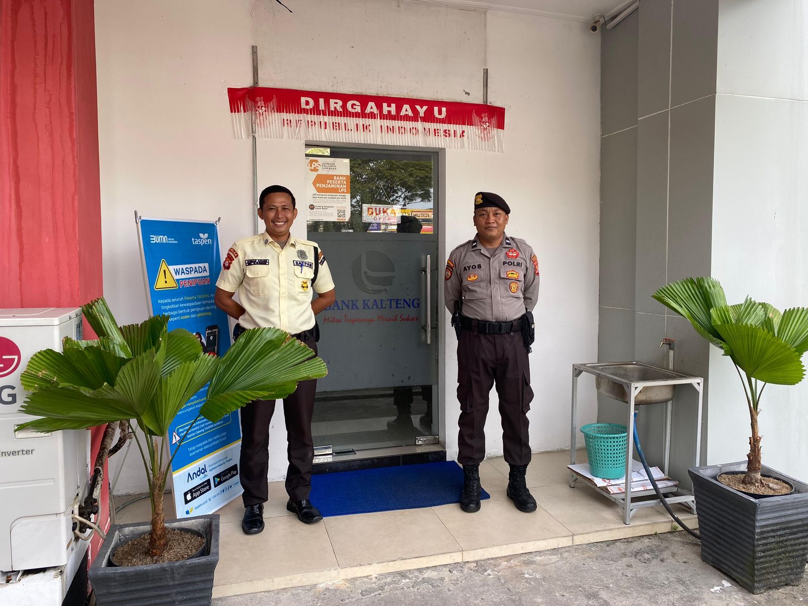 Satpamobvit Polresta Palangka Raya Perketat Patroli di Kantor Perbankan Cegah Aksi Kriminal