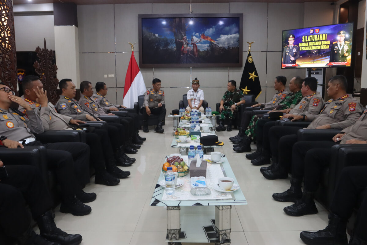 Pererat Soliditas, Kapolda Kalteng Sambut Hangat Kunjungan Pangdam XXII/Tambun Bungai dan Gubernur di Mapolda