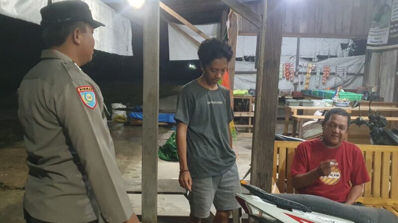 Polsek Rakumpit Sampaikan Nomor Layanan 110 di Tengah Masyarakat