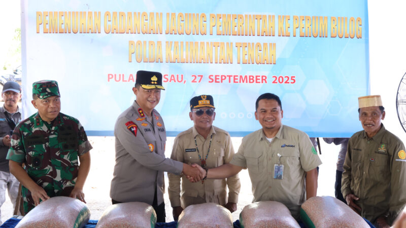 Polda Kalteng Distribusikan 25 Ton Cadangan Jagung ke Gudang Perum Bulog pada Panen Raya Kuartal III
