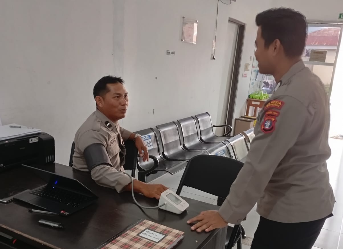 Sidokkes Polresta Palangka Raya Gelar Pelayanan Kesehatan Rutin di Klinik Polresta