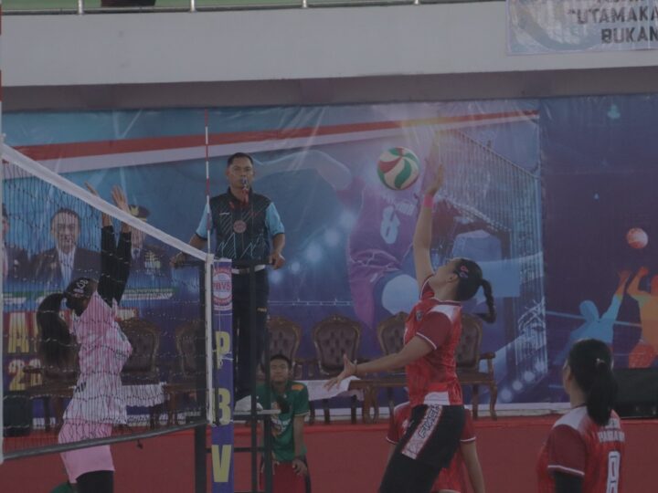 Ajang Kapolda Kalteng Cup 2025, Tim Putri Polresta Palangka Raya Tumbangkan Tim Putri Polres Lamandau