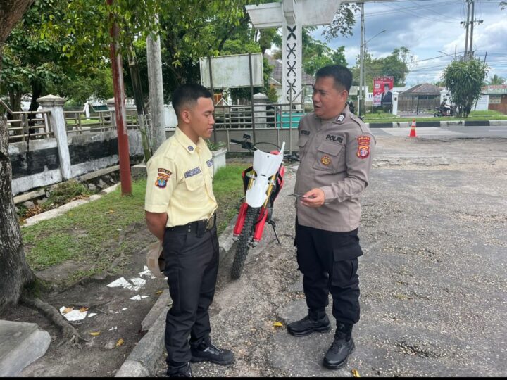 Sambangi Poltekkes Palangka Raya, Ditbinmas Polda Kalteng Bina Dan Cek Kelengkapan Satpam