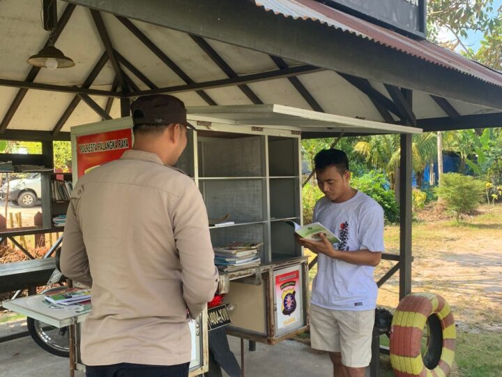 Program Bajaka Presisi Hadir di Rakumpit, Polsek Ajak Anak-anak agar Gemar Membaca