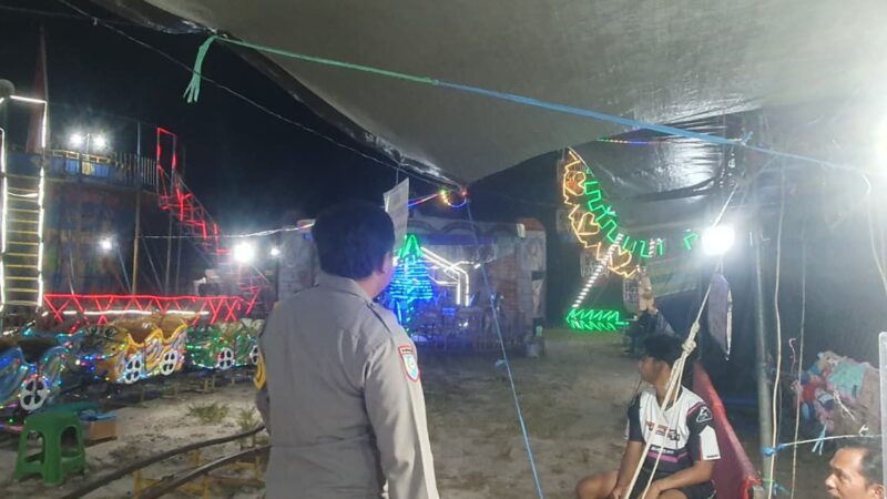 Personel Polsek Rakumpit Sambangi Pasar Malam, Wujudkan Rasa Aman bagi Warga