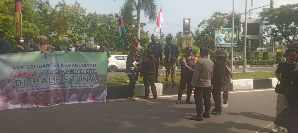 Polresta Palangka Raya Amankan Aksi Damai Bela Palestina di Area CFD