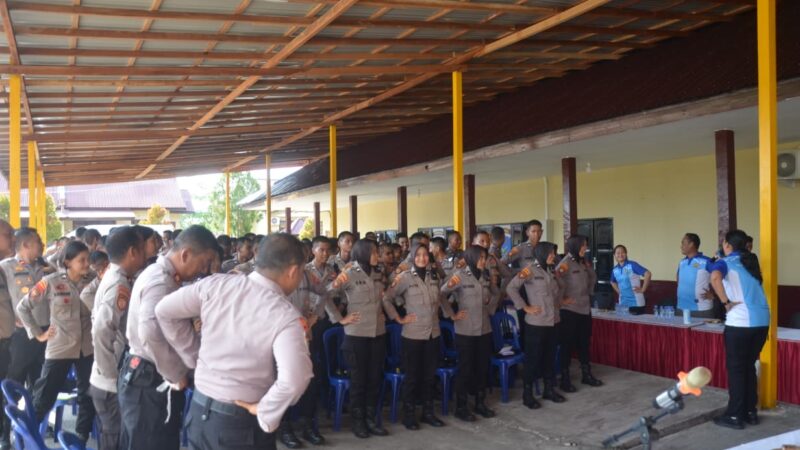 Hadapi Dinamika Lapangan, Personel Ditsamapta Polda Kalteng Terima Materi Psikologi Massa