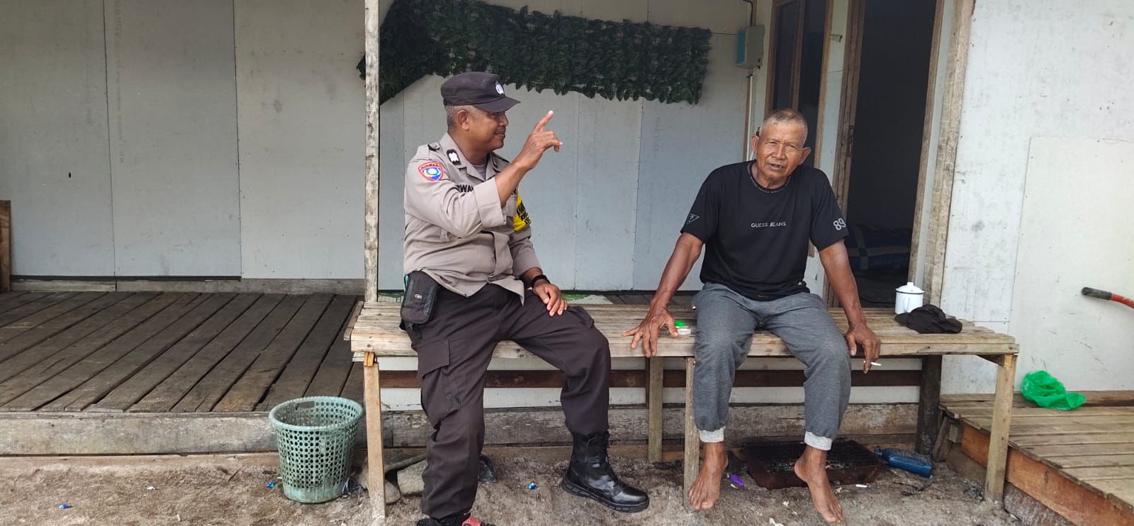 Polsek Sabangau Berikan Imbauan Kamtibmas bagi Warga Jalan Buluh Merindu